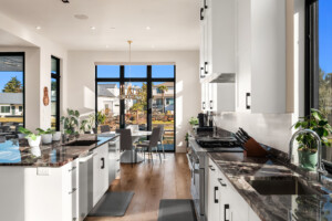 Bellevue Crescent Custom Home Web 24