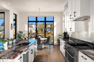 Bellevue Crescent Custom Home Web 25