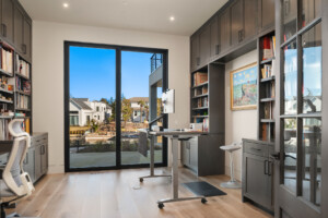 Bellevue Crescent Custom Home Web 41