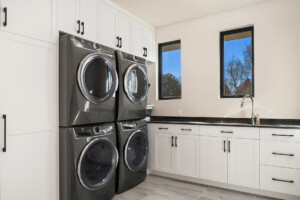 Bellevue Crescent Custom Home Web 50
