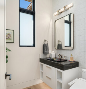 Bellevue Crescent Custom Home Web 61